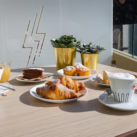 Zeus - - Meeting & Congress Hotel Cannizzaro