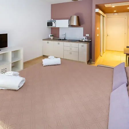 Zeus - - Meeting & Congress Hotel